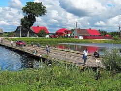 Pontonbrücke in Karkeln in der Elchniederung